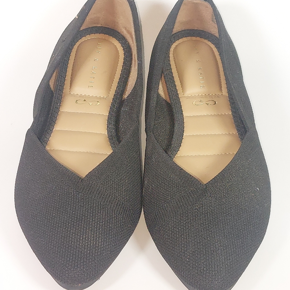 Kelly & Katie Black V-Cut Knit Pointed Flats
